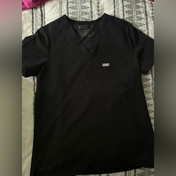 Figs scrub top - Picture 2 of 3